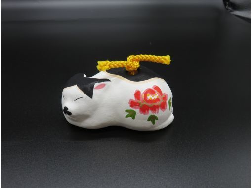 【秋田県・横手市】横手市の伝統的工芸品『中山人形』ねむり猫の絵付け体験の画像