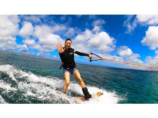 ⑦【沖縄・那覇】新規OPEN記念！今だけお得な割引キャンペーン開催中☆３種類チョイス組み合わせ自由！フライボード&times;バナナボート♪の画像