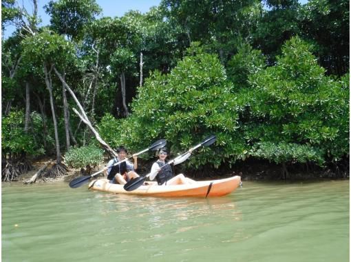 【沖縄・億首川】1組貸切コース！写真動画データプレゼント★2才から参加可能！★マングローブの森をのんびり楽しむエコツアー！の画像