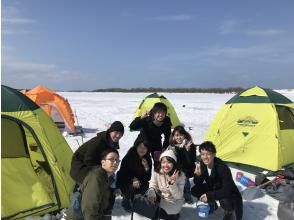 【北海道】札幌市内中心部から送迎付き！北海道屈指の秘境でワカサギ釣り！朱鞠内湖での1日プレミアムワカサギ釣り体験ツアー