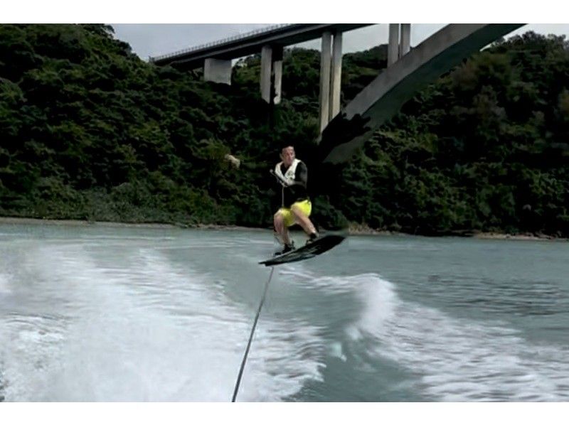 【北海道・SUP体験】透明度の高い支笏湖の湖面をクルージング！SUP体験（半日コース）の画像