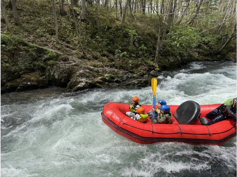 【北海道・SUP体験】透明度の高い支笏湖の湖面をクルージング！SUP体験（半日コース）の画像
