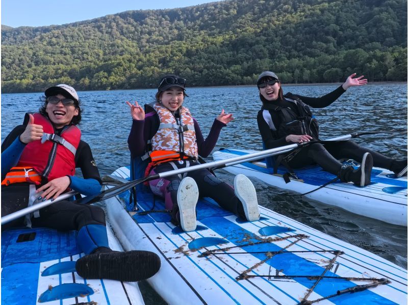 【北海道・SUP体験】透明度の高い支笏湖の湖面をクルージング！SUP体験（半日コース）の画像