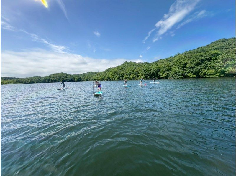 【北海道・SUP体験】透明度の高い支笏湖の湖面をクルージング！SUP体験（半日コース）の画像