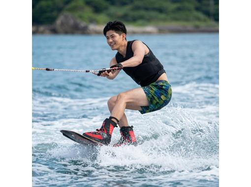 【宜野湾市】ウェイクボート★初心者・経験者どなたでも歓迎!! 【宜野湾市】ウェイクボート★初心者・経験者どなたでも歓迎!!