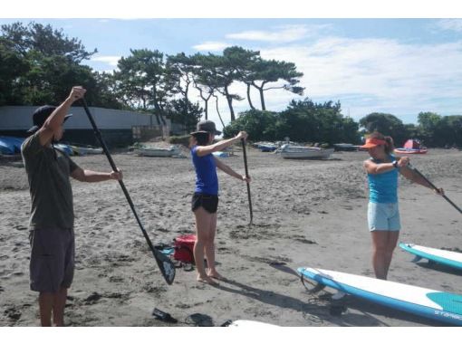 [Kanagawa/Hayama] SUP beginner class [After a thorough lesson on the beach, let's go for a walk on the sea!]の画像