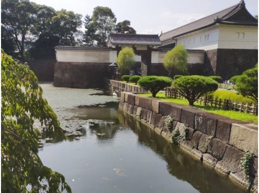 夏季限定!!たのしい江戸城ショートコース!3時間ガイド付ツアー おひとり様・初心者の方大歓迎! 夏季限定!!たのしい江戸城ショートコース!3時間ガイド付ツアー おひとり様・初心者の方大歓迎!
