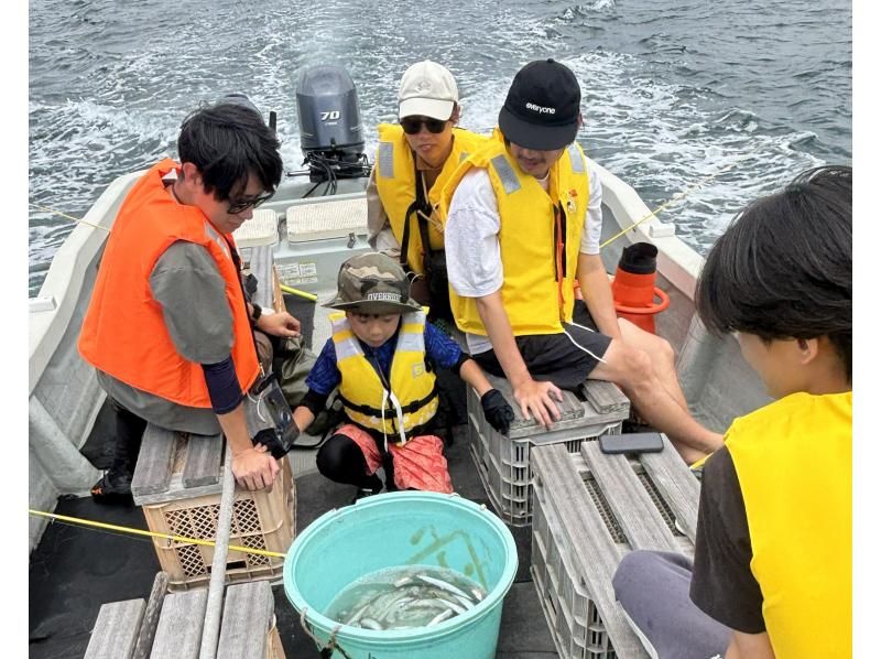 【千葉・鋸南】船をまるごと貸切！現役漁師と楽しむ手ぶら海釣り体験＜最大10名様・約2.5時間＞