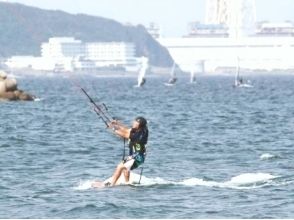【神奈川・三浦海岸】初心者向け!カイトボード体験(90分コース)の画像