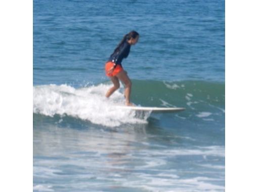 [Chigasaki, Kanagawa, Shonan] trying to feel free to experience the surfing!の画像