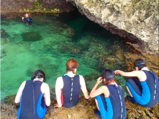 [沖繩主島]讓我們去看看的秘密綠洲！浮潛無人居住的海島遊の画像