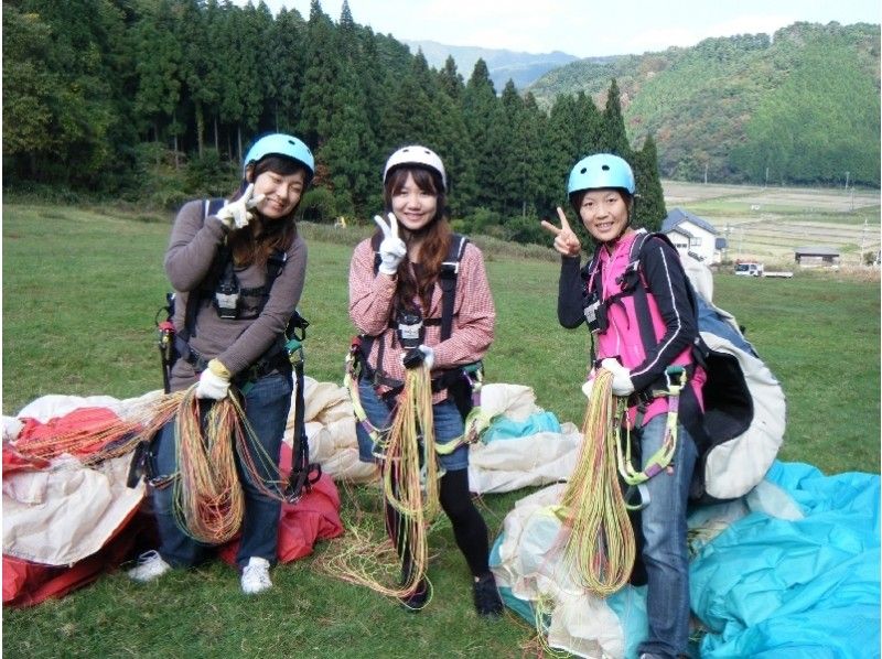 【兵庫・神鍋高原】初めての方も安心！パラグライダー体験飛行（1日コース）