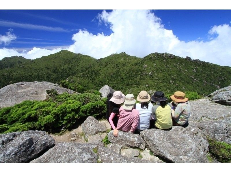 【鹿児島・屋久島】トレッキング黒味岳（約７〜８時間の日帰りコース）１０才から参加OK！