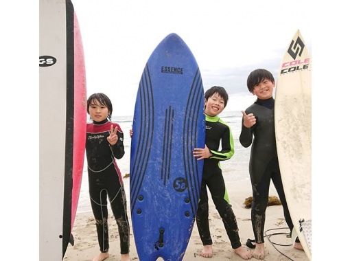 【湘南 江ノ島】低コスパ・高リピート・好サービス！サーフィン初心者　大歓迎！サーフィンスクール体験コース【1回】の画像
