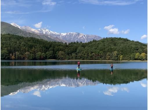 【長野・青木湖】　長野県で一番の透明度を誇る、北アルプスの鏡、　青木湖で初めてのSUP(2時間）の画像