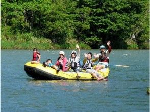 [Hokkaido Furano] rafting in leisurely down the river (charter Short Tour)