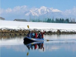 [Hokkaido/ Furano] Winter fantastic river descent charter tour (half-day plan)の画像