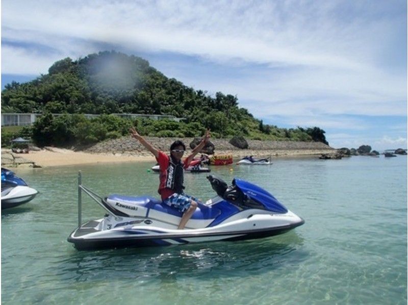[沖繩恩納] [另一無證，汽油]無人島旅遊摩托艇の紹介画像