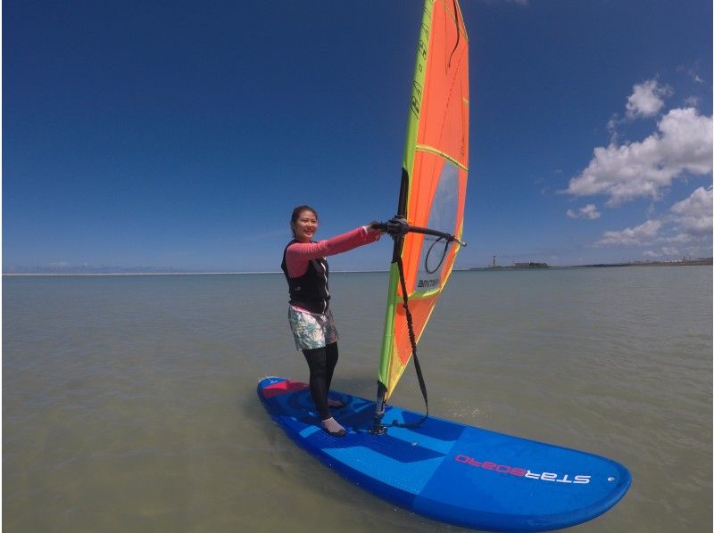 [Okinawa/Naha/Senagajima Beach] Tokoton practice! Windsurfing experienceの紹介画像