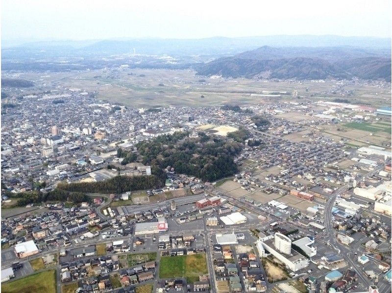 【三重・伊賀エリア】非日常の『浮遊感』を体験!熱気球フリーフライトコース
