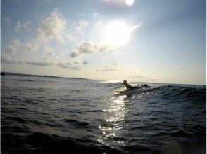 【Okinawa · Onna Village】 Image of surf full rental & free course (for experienced · active surfer)