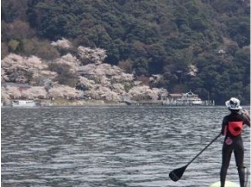 [Shiga Lake Biwa] adventure to many places! Sui-Sui SUP walk experience school repeater courseの画像