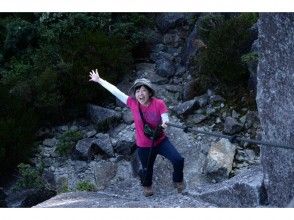 【鹿児島・屋久島】山頂の巨岩と自然の造形美に感動！太忠岳登山「完全貸切ガイド」初心者にもお勧め！