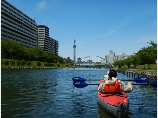 初めての方も安心 東京スカイツリーカヌーツアー カヤック 都内でno密レジャーをお楽しみください アクティビティジャパン