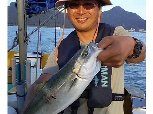 [Shizuoka/ Numazu] Enjoy fishing at the “charter tour” at home! 15 years old ~ OK (up to 10 people)の画像