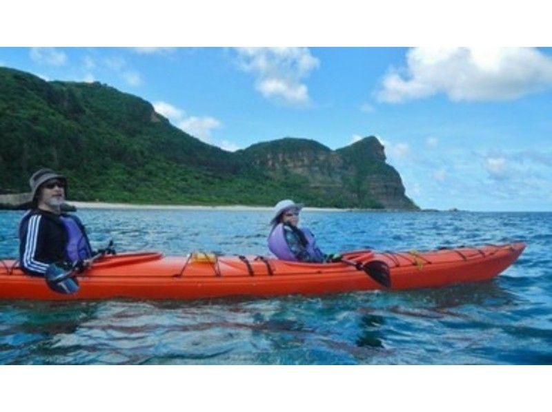 [โอกินาว่า・ เกาะอิริโอะโมะเตะ] เพลิดเพลินไปกับธรรมชาติ! บริเวณรอบ ๆ Funabuki / Ida no Hamaพายเรือคายัก-การดำน้ำตื้น(Snorkeling)ทัวร์! ! ★แผน 1 วัน★の紹介画像