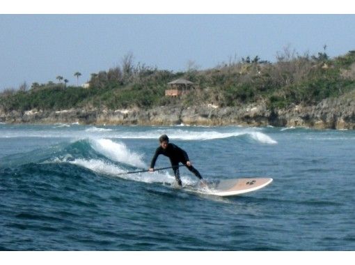 【 鹿儿岛 ·奄美大岛】只有经验丰富的人！ SUP Surf课程（3小时）の画像