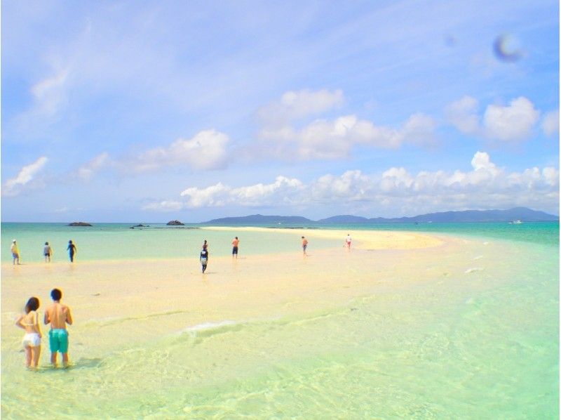 Spring sale underway [Okinawa/Ishigaki Island] Popular phantom island snorkeling tour (half day)の紹介画像