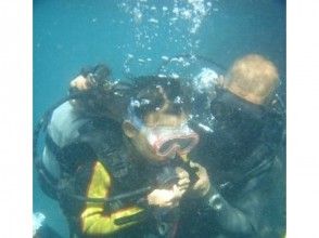 【東京・伊豆大島】すべてのダイバーが身につけておきたい！レスキューコース