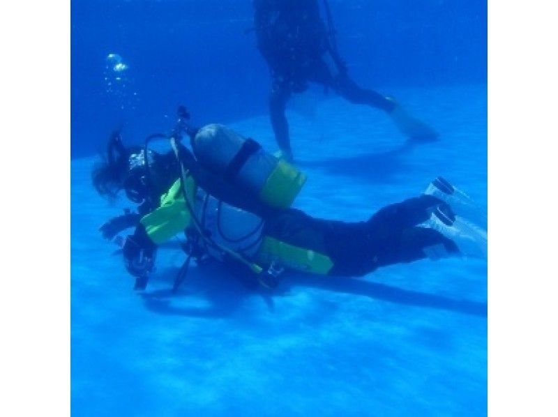 【神奈川・江の島】ライセンス取得！ウエットスーツコース