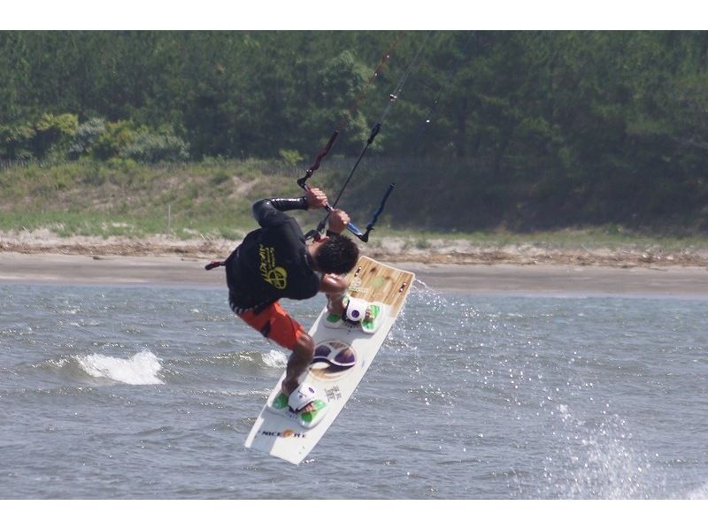 [Kagoshima] For those who want to learn kitesurfing thoroughly and want to ski (Master course)の紹介画像