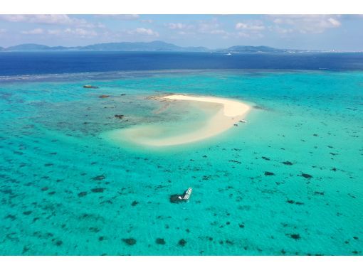 [Okinawa / Ishigaki Island] Phantom island landing + snorkeling experience (A course: half-day course)の画像