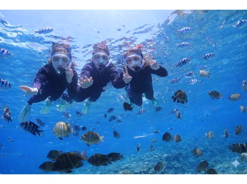 【沖縄 恩納村青の洞窟】5歳からの青の洞窟・ボートシュノーケリング Goproカメラ・タオルレンタル付 【沖縄 恩納村青の洞窟】5歳からの青の洞窟・ボートシュノーケリング Goproカメラ・タオルレンタル付
