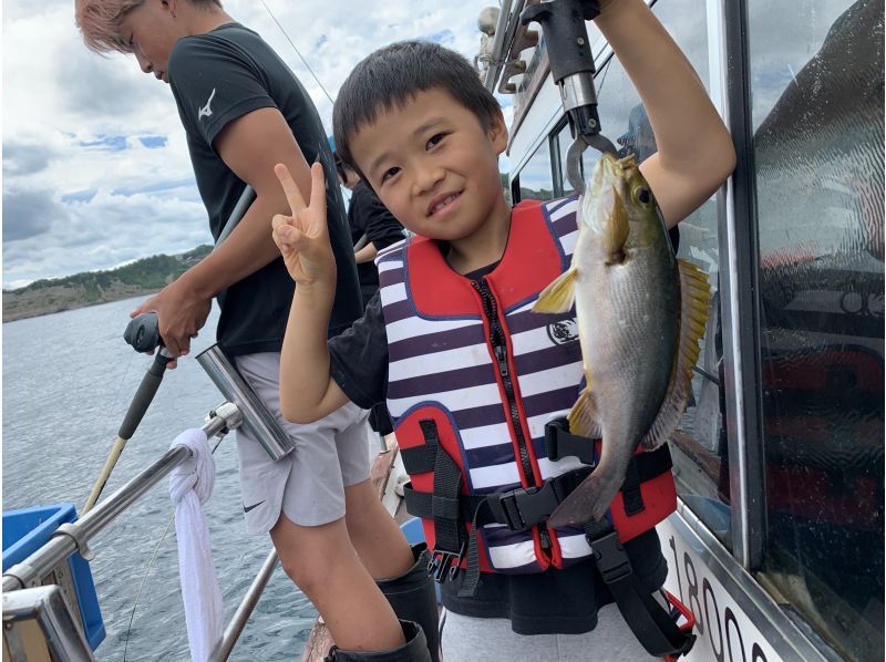 【千葉・勝浦】鯛やヒラメなど大物を釣り上げよう！クルーザーで行く五目釣り体験！初心者歓迎！乗合プランの紹介画像