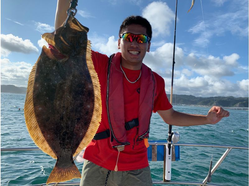 【千葉・勝浦】鯛やヒラメなど大物を釣り上げよう！クルーザーで行く五目釣り体験！初心者歓迎！乗合プランの紹介画像