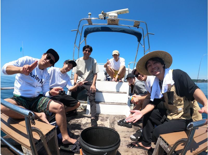 【千葉・勝浦】鯛やヒラメなど大物を釣り上げよう！クルーザーで行く五目釣り体験！初心者歓迎！乗合プランの紹介画像