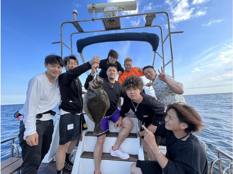 【千葉・勝浦】鯛やヒラメなど大物を釣り上げよう！クルーザーで行く五目釣り体験！初心者歓迎！乗合プランの紹介画像