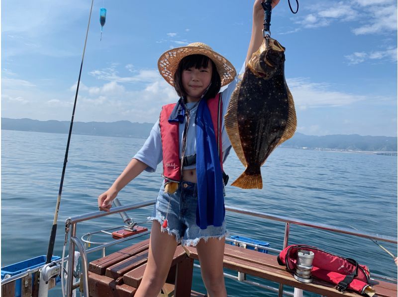 【千葉・勝浦】鯛やヒラメなど大物を釣り上げよう！クルーザーで行く五目釣り体験！初心者歓迎！乗合プランの紹介画像