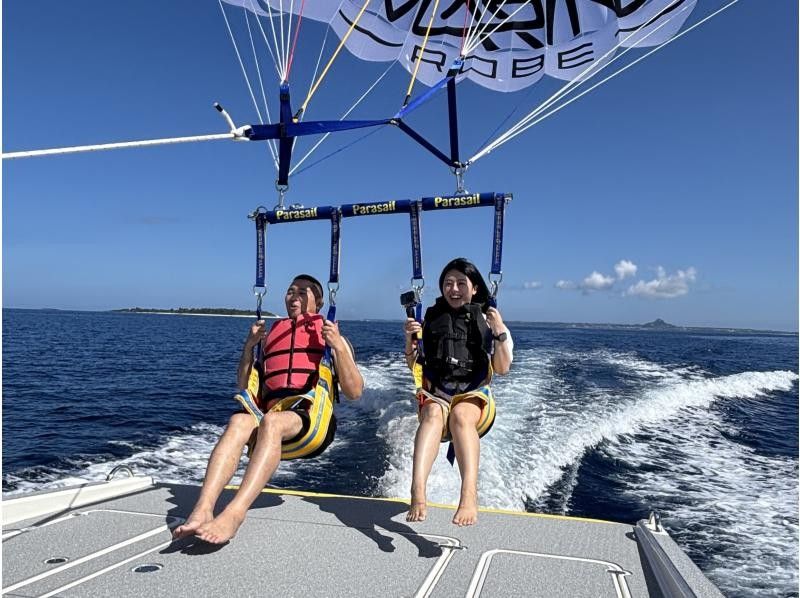 사전 예약으로 유익! 【세소섬/약 1시간】신정 취항! 하늘의 여행에♪ 바다거북이 서 있는 세소섬 주변에서 패러세일링! 4K 카메라 GoPro 촬영 데이터 무료!の紹介画像