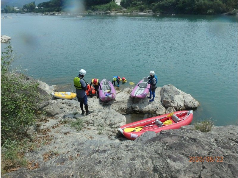 [Tokushima/Nakagawa] Ducky (inflatable canoe) river rafting school (beginner A course)★Spring campaignの紹介画像