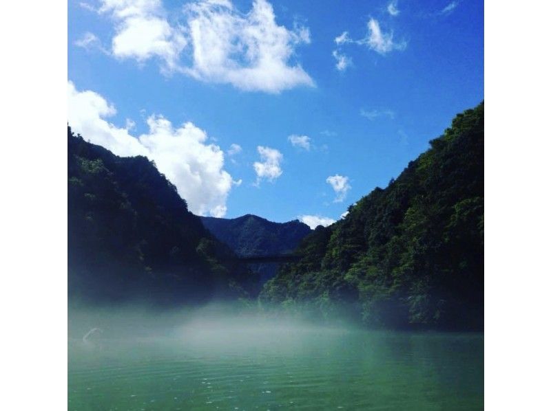  [ 東京 - 奥多摩 ]在Shiramaru湖的SUP遊覽♪ 皮艇一個用日組合課程の紹介画像