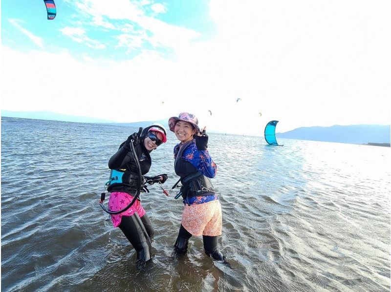 [Kagoshima] Beginner's guide! Easy kiteboarding experience (60 minutes course)の紹介画像