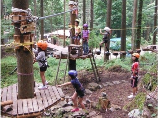 岐阜 下呂市 下呂アスレチック 下呂の美しい森林の中で 空中アスレチックとジップライン アクティビティジャパン