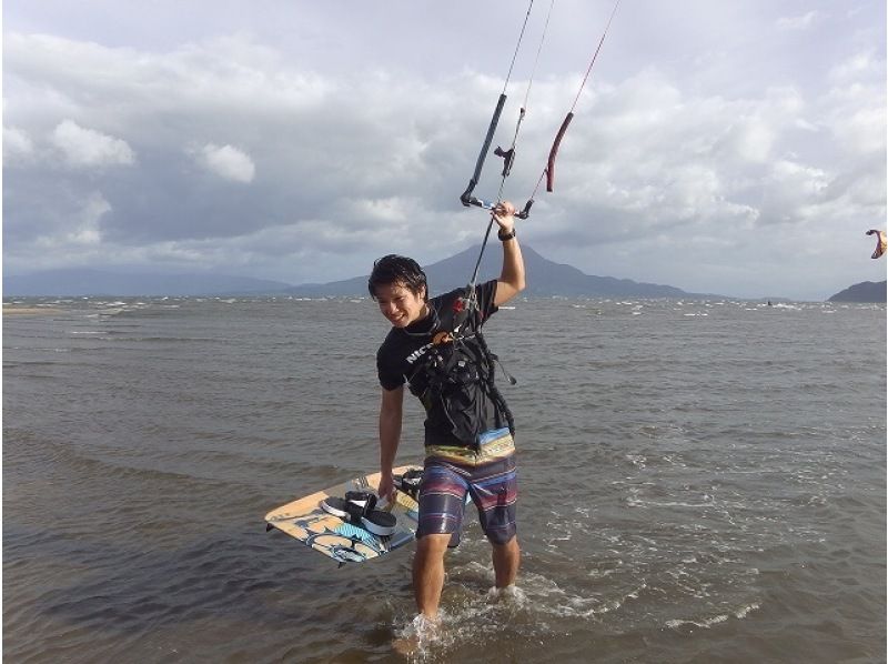 [Kyushu, Kagoshima] Those traveling trick practice is here! Kite board experience (step-up lessons)の紹介画像