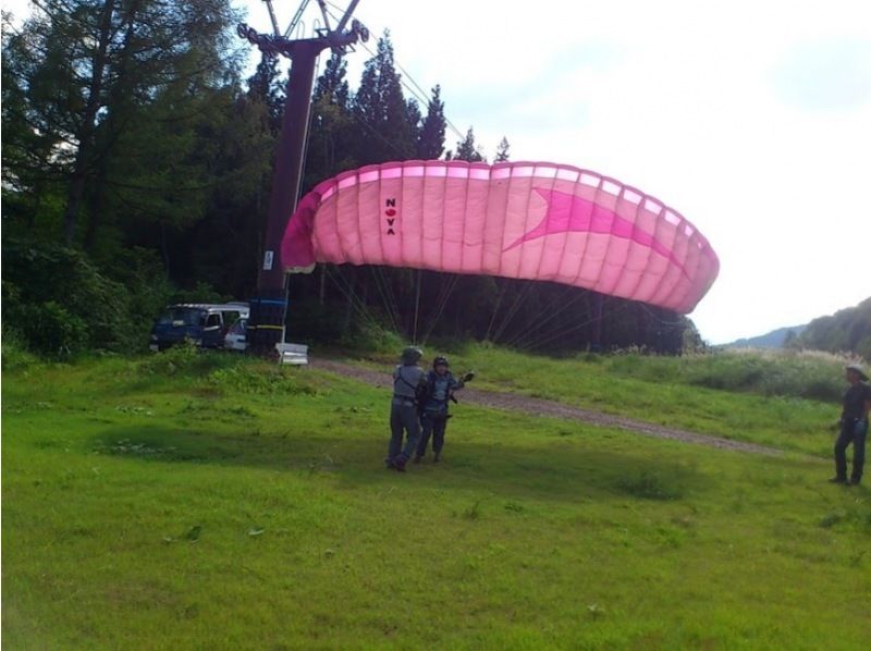 [Nagano Northern Alps] even without a license OK! Otari village paragliding experience (half a day, one day)の紹介画像