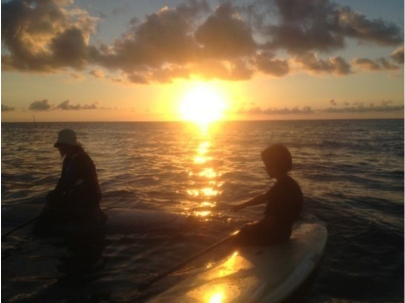 [Okinawa ・ Nakagami-gun] Take a walk on the water slowly in the sea! SUP experience (stand-up paddle board) ★ 1 day course ★の紹介画像